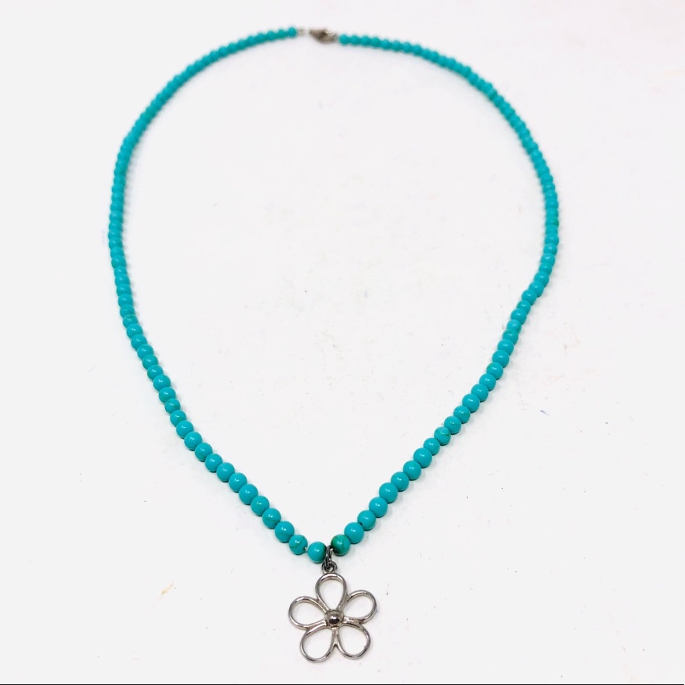 Sterling silver daisy with blue beads necklace - Picture 1 of 6